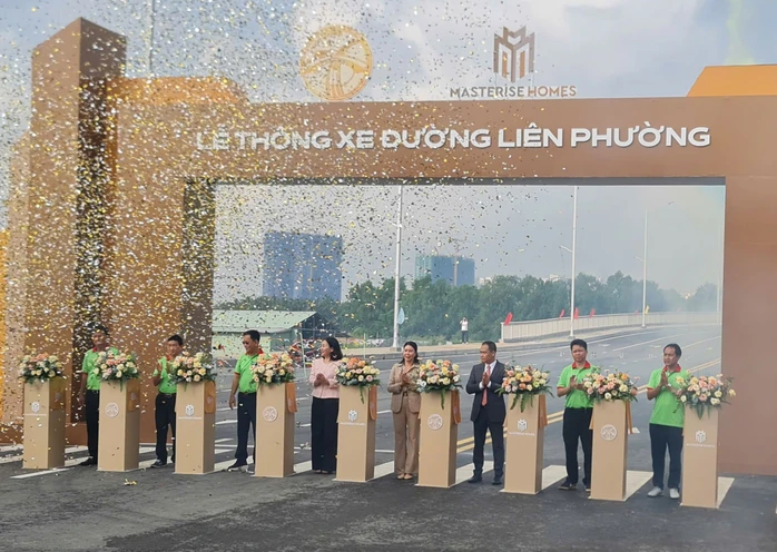 Lễ thông xe đường Liên Phường.