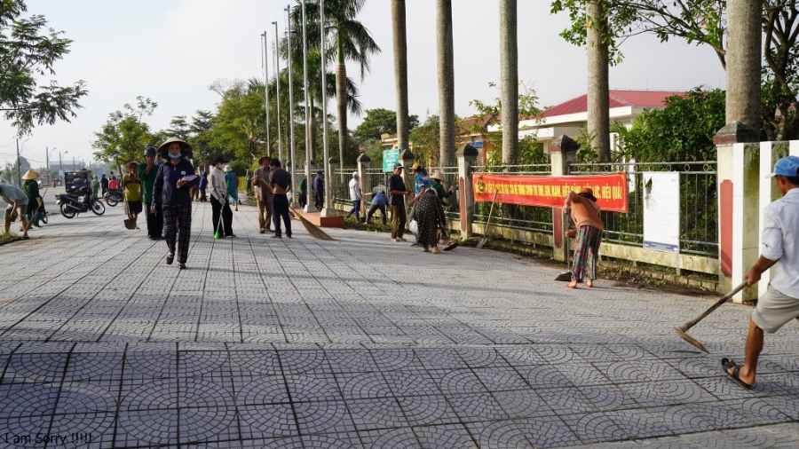 Môi trường đường phố được các lực lượng dọn dẹp, vệ sinh sạch sẽ trở lại.
