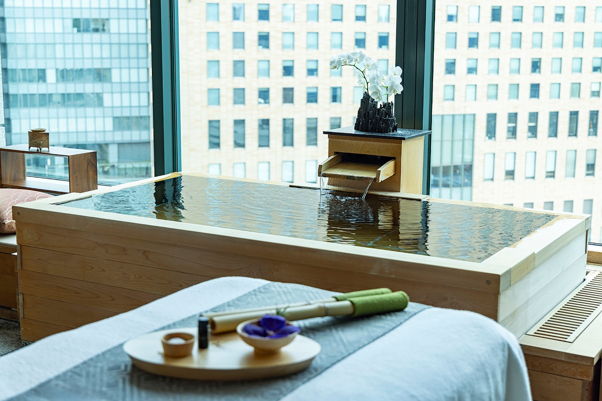 Trải nghiệm tắm gỗ hinoki tại&nbsp;Mizuki Spa -&nbsp;Conrad Tokyo