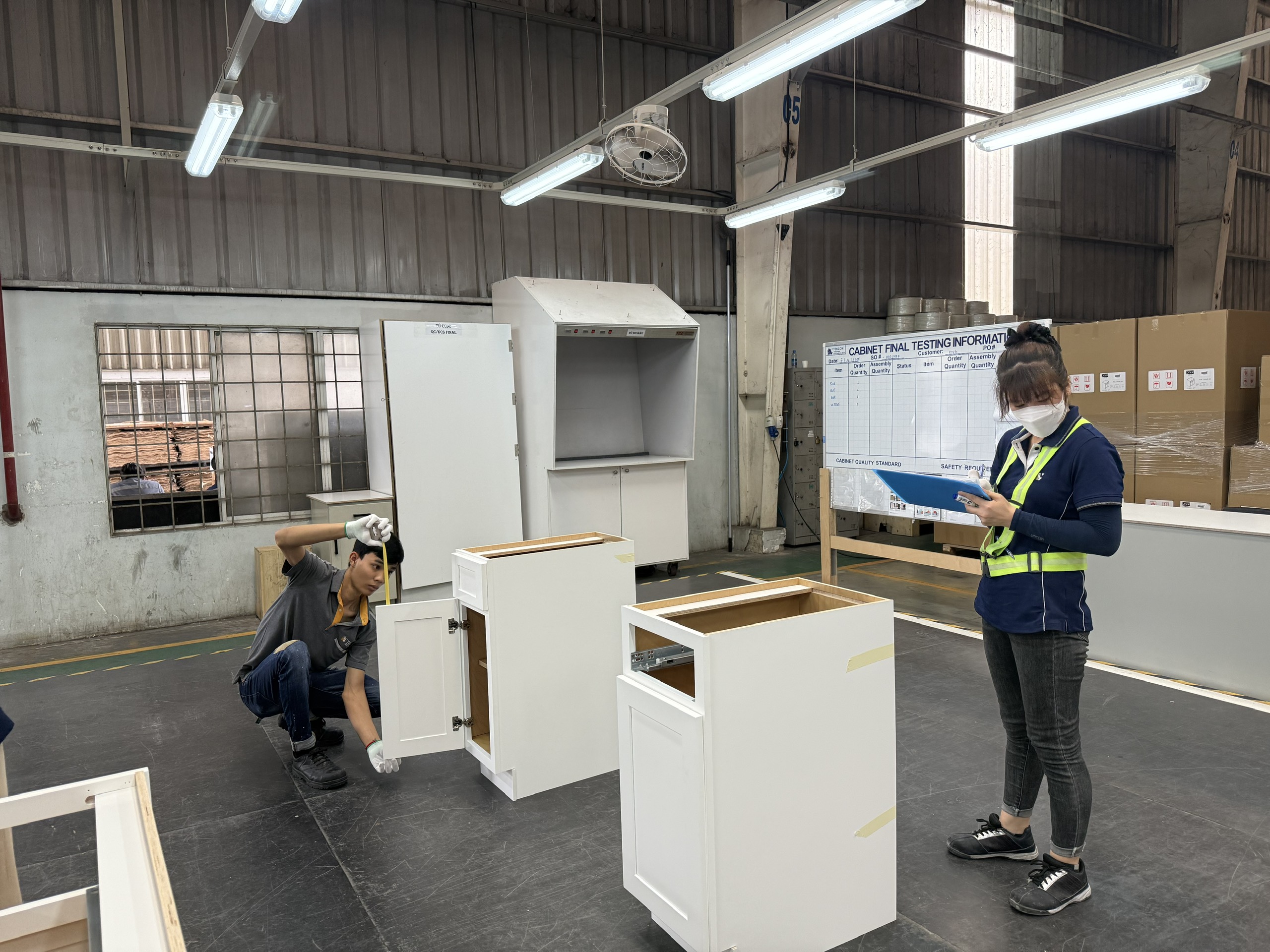 Doanh nghiệp ngành gỗ được khuyến nghị đẩy mạnh đa dạng hóa thị trường và nâng cao chất lượng sản phẩm. Ảnh minh họa.