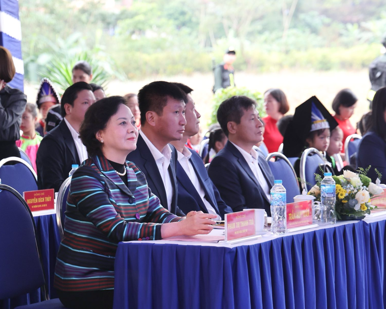 Phó Thủ tướng Phạm Thị Thanh Trà dự Lễ Khởi công xây dựng 4 Trường Phổ thông Nội trú Liên cấp tại xã Mường Khương, tỉnh Lào Cai - Ảnh: VGP/Thu Giang