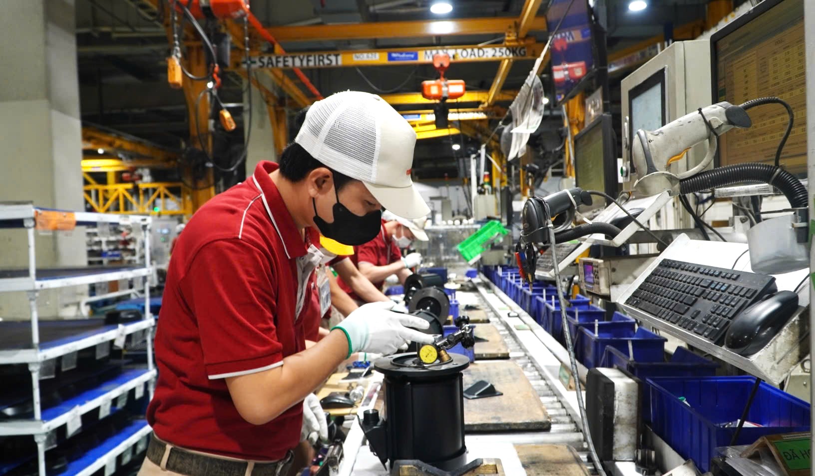 Các cơ sở sử dụng năng lượng trọng điểm có trách nhiệm thực hiện đầy đủ quy định tại Luật Sử dụng năng lượng tiết kiệm và hiệu quả