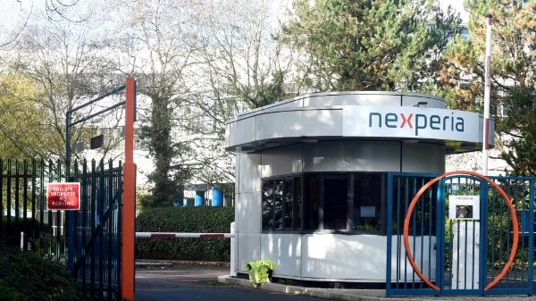 Trung Quốc nối lại xuất khẩu chip Nexperia và một số khoáng sản quan trọng