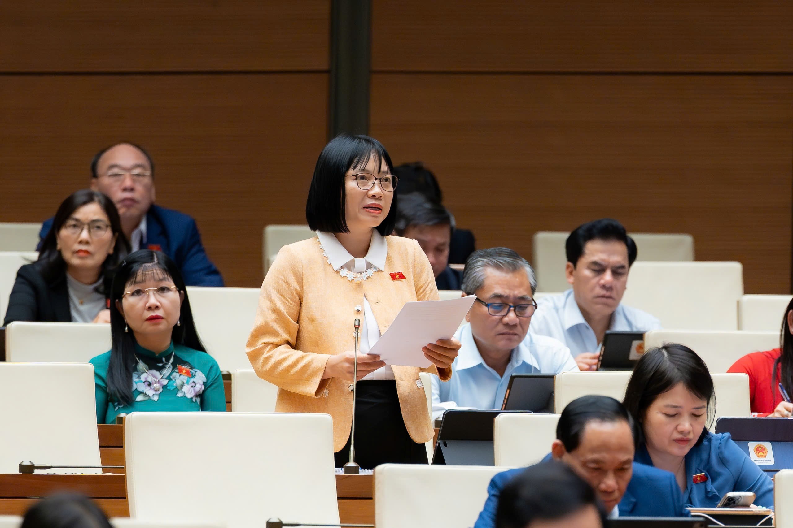 Đại biểu Nguyễn Thị Việt Nga, Đoàn ĐBQH Thành phố Hải Phòng. Ảnh: Quochoi.vn.