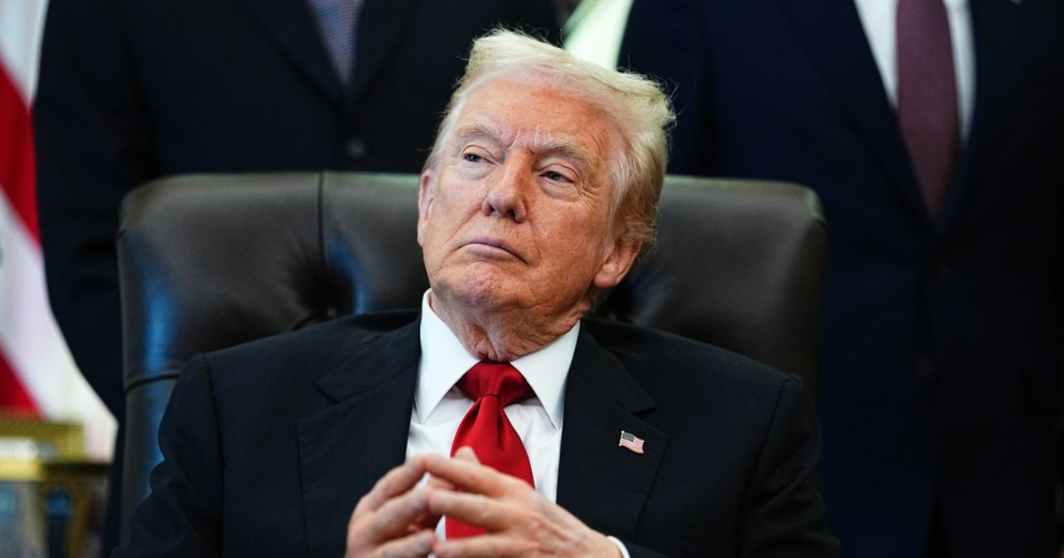 Ông Trump muốn cấp 2.000 USD từ nguồn thu thuế quan cho mỗi người dân Mỹ - VnEconomy