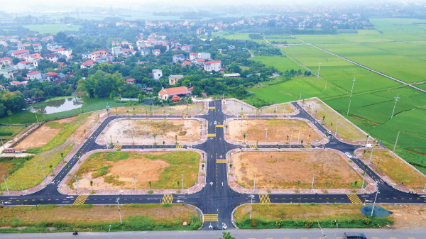 Lo ngại giá đất đẩy giá nhà lên “tầm cao mới”