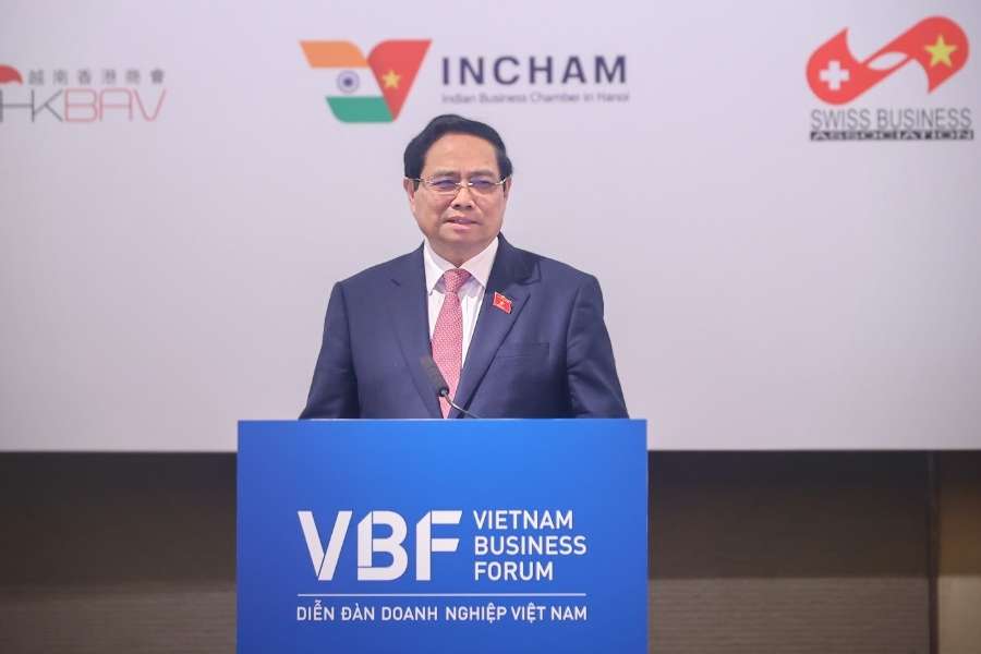 Thủ tướng Phạm Minh Chính phát biểu tại Diễn đàn Doanh nghiệp Việt Nam (VBF) 2025. Ảnh: VGP.