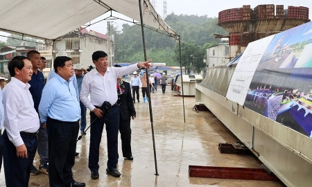 Phó Thủ tướng Nguyễn Chí Dũng kiểm tra tiến độ cao tốc Tuyên Quang – Hà Giang