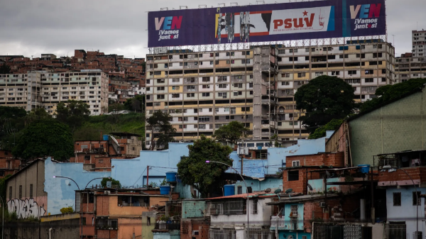 Kinh tế Venezuela: Đồng tiền rớt giá, lạm phát 3 con số