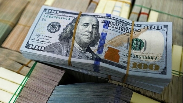 Tỷ giá thị trường tự do lao dốc