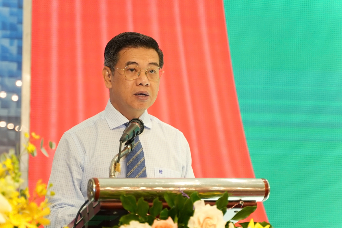 &nbsp;Phó Chủ tịch UBND TP. Hồ Chí Minh Nguyễn Văn Dũng phát biểu chỉ đạo tại đại hội.