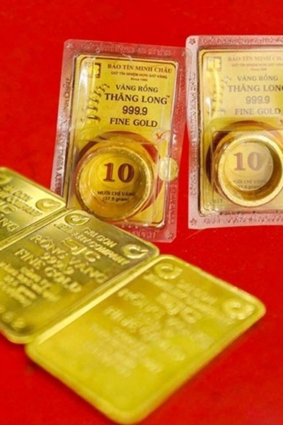 Domestic gold prices hit all-time high