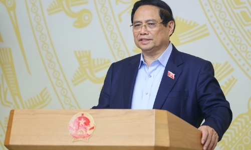 PM urges sustainable development of social housing