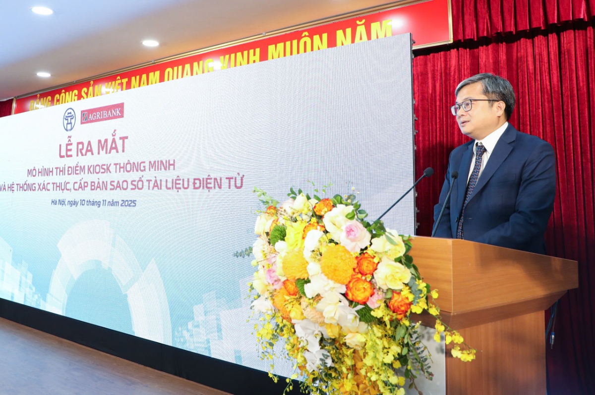 Ông Trương Việt Dũng - Phó Chủ tịch UBND Hà Nội phát biểu tại buổi lễ.