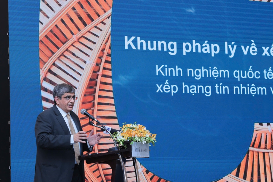 Ông Raman Uberoi, Chuyên gia thị trường tài chính, Công ty Xếp hạng tín nhiệm Crisil Limited