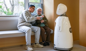 AI thay đổi cách chúng ta chăm sóc người cao tuổi