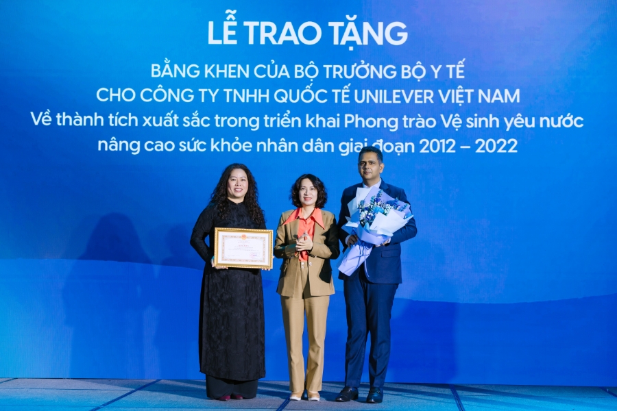 Unilever
Việt Nam đã vinh dự đón nhận nhiều bằng khen tại sự kiện.