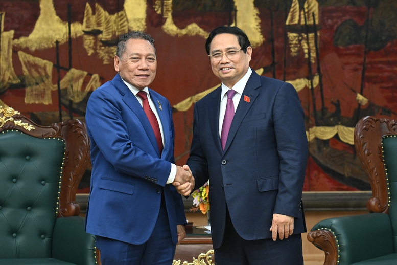 Thủ tướng Chính phủ Phạm Minh Chính tiếp Bộ trưởng Ngoại giao và Ngoại thương Quần đảo Solomon Peter Shanel Agovaka. Ảnh: VGP.