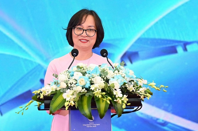 Bà Lý Hoa Liên phát biểu khai mạc&nbsp;Tuần lễ Công nghiệp và Công nghệ Việt Nam 2025.