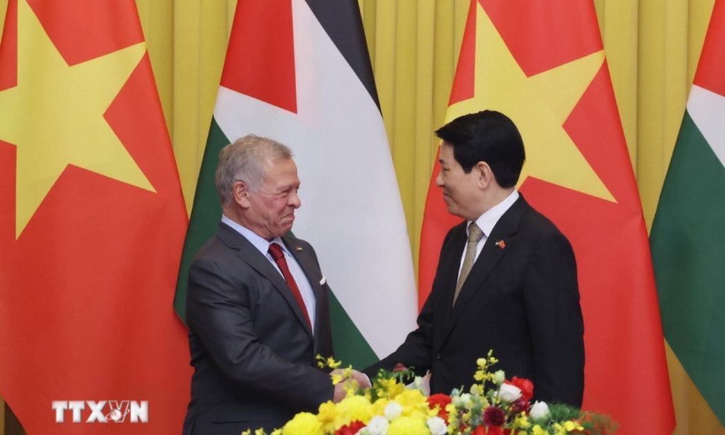 Chủ tịch nước Lương Cường hội đàm với Quốc vương Jordan