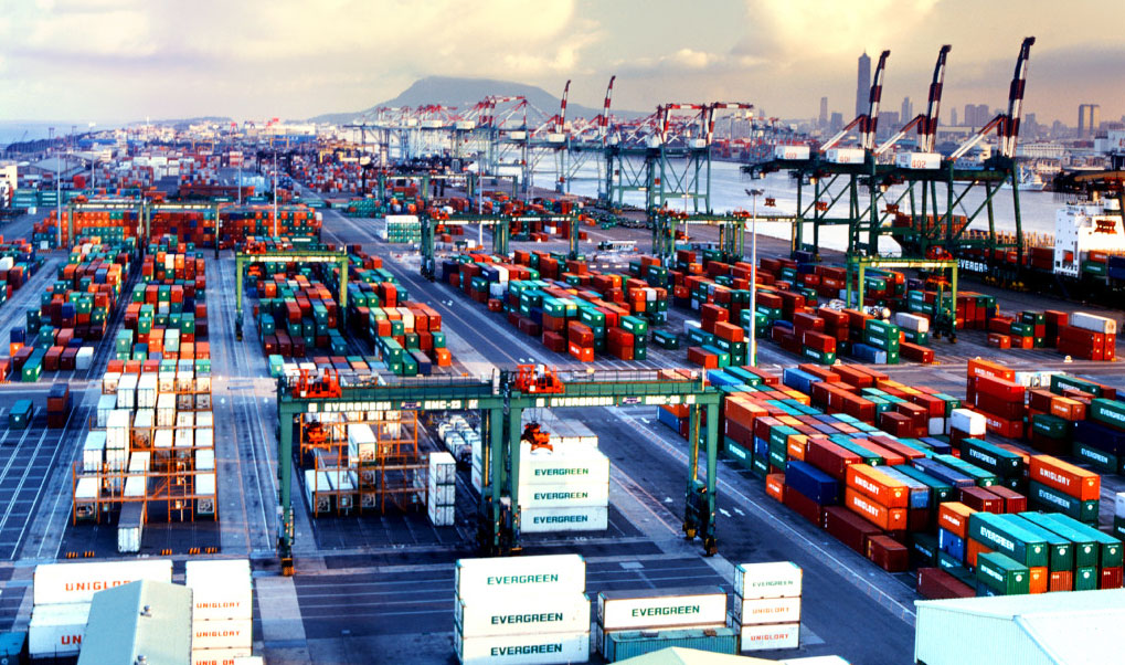 Mục tiêu đến 2035, phát triển ít nhất 5 trung tâm dịch vụ logistics hiện đại tại Việt Nam.