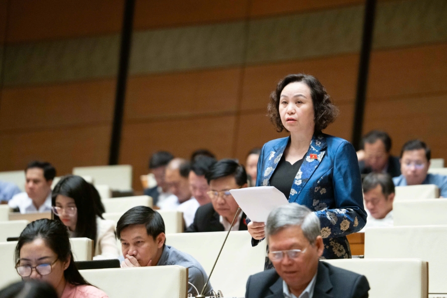 Đại biểu Cao Thị Xuân, Đoàn đại biểu Quốc hội tỉnh Thanh Hoá. Ảnh: Quốc hội.