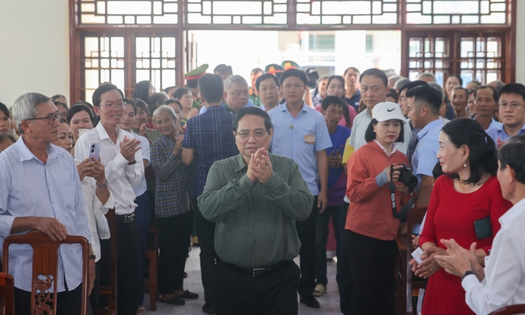 Thủ tướng Phạm Minh Chính dự Ngày hội Đại đoàn kết toàn dân tộc năm 2025 tại thôn Thắng Kiên, xã Đề Gi, tỉnh Gia Lai - Ảnh: VGP