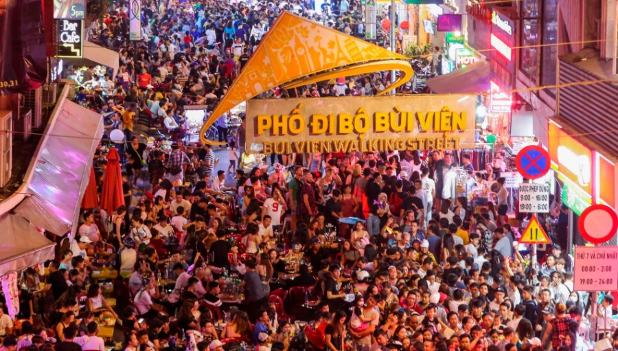 TP.HCM kiến nghị cho phép thí điểm kéo dài khung giờ hoạt động dịch vụ đêm.