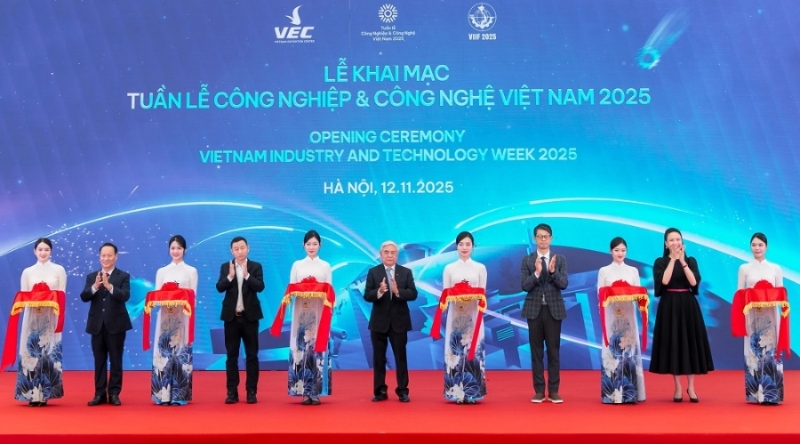 Vietnam Industry and Technology Week 2025 opens in Hanoi
