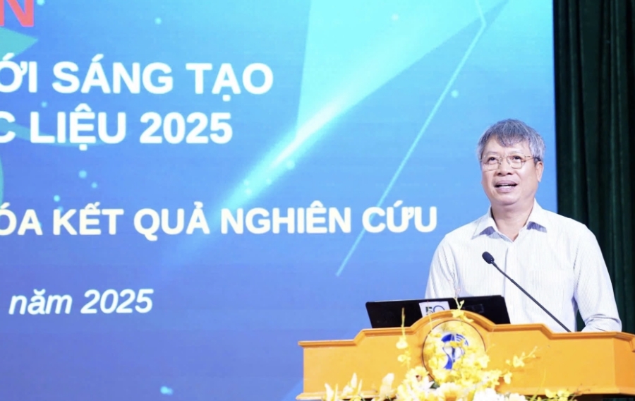 Phó Chủ tịch UBND TP. Đà Nẵng Hồ Quang Bửu phát biểu tại diễn đàn.