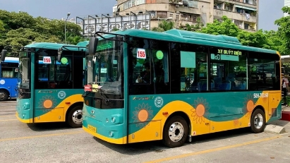 Stronger measures for vehicle emission control  applied in Ho Chi Minh City