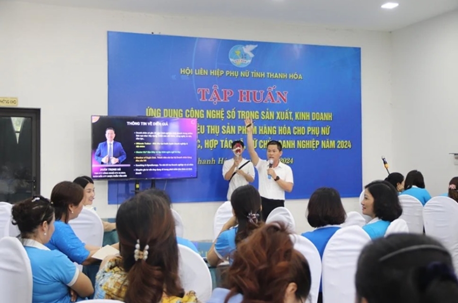 Hội Liên hiệp Phụ nữ tỉnh Thanh Hóa tổ chức tập huấn ứng dụng công nghệ số trong sản xuất, kinh doanh cho các nữ doanh nghiệp, nữ làm chủ mô hình kinh tế.