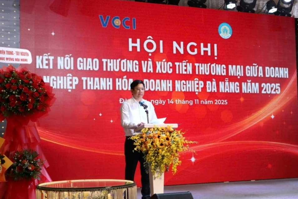 Ông Đỗ Đình Hiệu, Giám đốc VCCI Thanh Hóa - Ninh Bình phát biểu khai mạc. Ảnh: Hồng Ngọc
