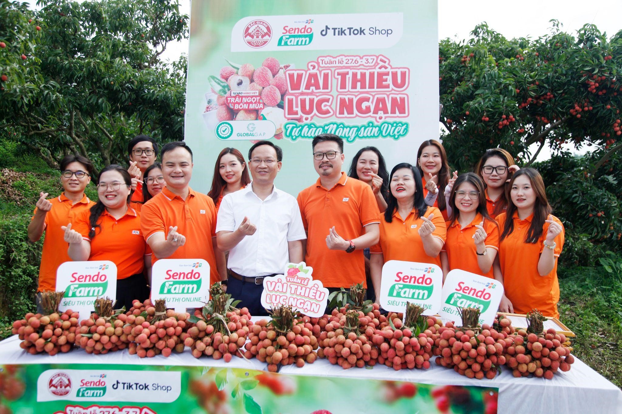 Đem nông sản, đặc sản từ vùng trồng đến tận tay người tiêu dùng - Tuần lễ Vải thiều Lục Ngạn (Ảnh: Sendo Farm).