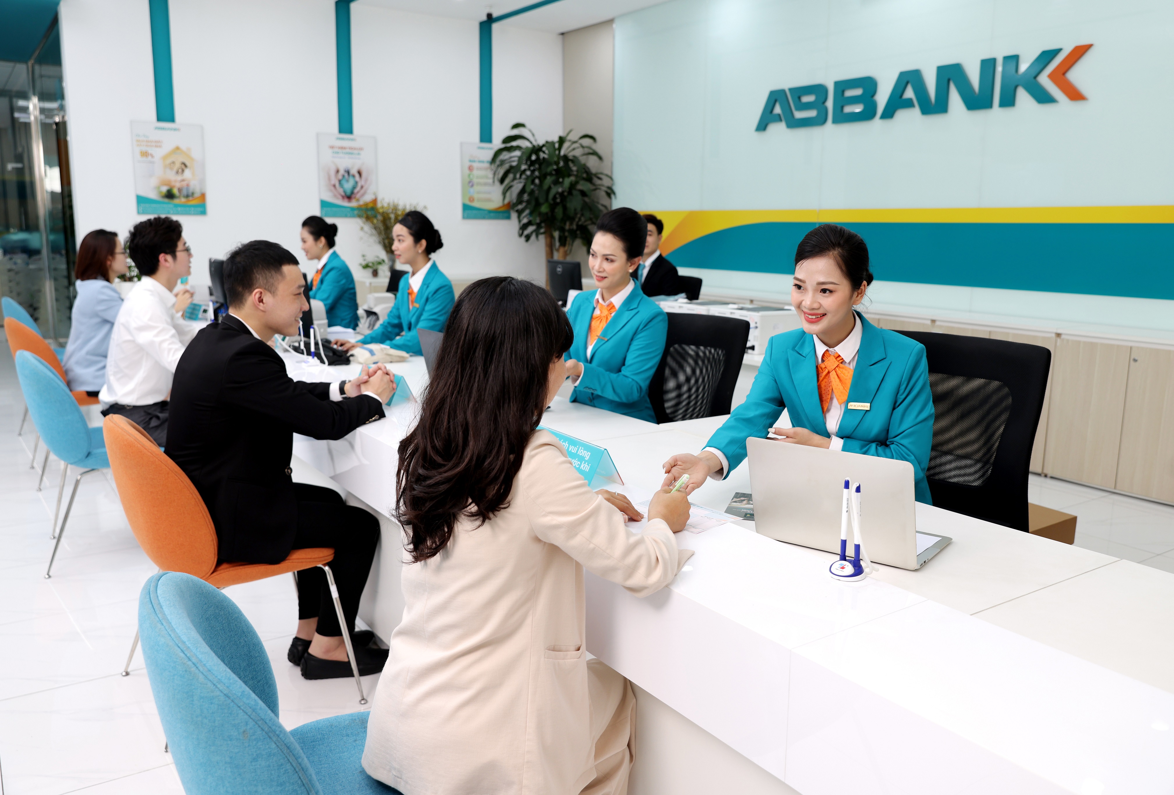 ABBANK kiện toàn nhân sự cấp cao nhằm củng cố nền tảng quản trị, tăng tốc hiệu quả hoạt động.