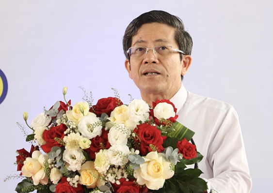 Phó Chủ tịch UBND TP. Đà Nẵng Trần Nam Hưng phát biểu tại buổi khánh thành giai đoạn 2 dự án nâng cấp, mở rộng cảng cá Thọ Quang.