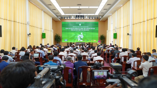 Can Tho’s economic forum eyes future as Mekong Delta's modern logistics hub