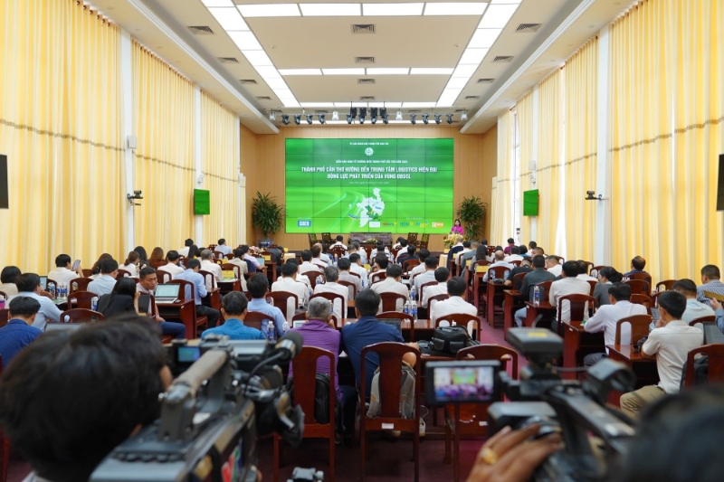 Can Tho’s economic forum eyes future as Mekong Delta's modern logistics hub