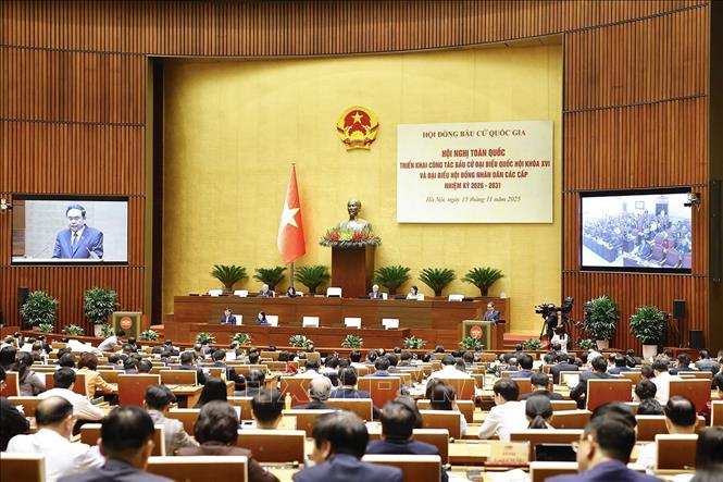 Chủ tịch Quốc hội Trần Thanh Mẫn, Chủ tịch Hội đồng Bầu cử Quốc gia phát biểu khai mạc Hội nghị. Ảnh: TTXVN.