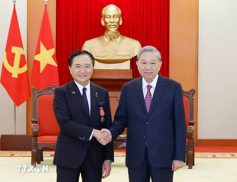 Tổng Bí thư Tô Lâm tiếp ông Kuroiwa Yuji, Thống đốc tỉnh Kanagawa, Nhật Bản. Ảnh: TTXVN.