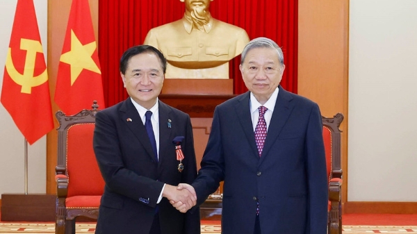 Tổng Bí thư Tô Lâm tiếp Thống đốc tỉnh Kanagawa (Nhật Bản) và Lãnh đạo Tập đoàn Luxshare-ICT (Trung Quốc) 