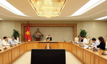 Phó Thủ tướng Trần Hồng Hà chủ trì cuộc họp về dự án Nghị định chuẩn nghèo đa chiều quốc gia giai đoạn 2026 - 2030.