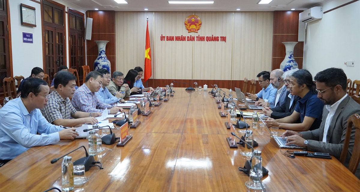 Toàn cảnh buổi làm việc