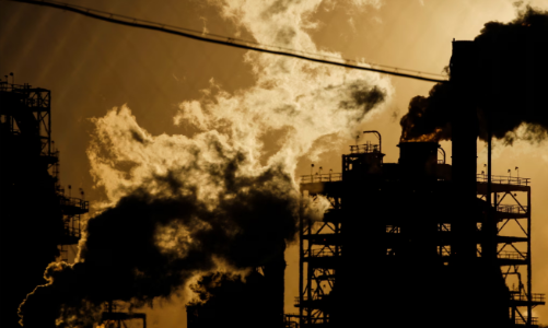 Khí thải nhiên liệu hóa thạch tiếp tục cao kỷ lục và thế giới đang trên đà tăng nhiệt tới mức 2,6 độ C