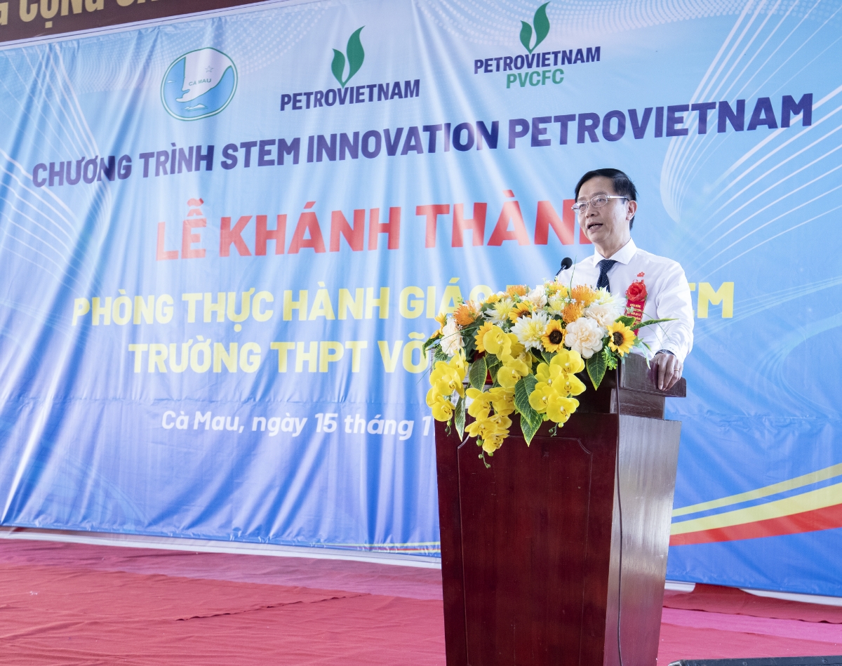 Ông Trần Quang Dũng - Phó Bí thư thường trực Đảng uỷ Petrovietnam chia sẻ về ý nghĩa của chương trình STEM INNOVATION PETROVIETNAM.