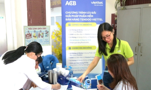 ACB xuống từng cơ sở hỗ trợ hộ kinh doanh chuyển đổi từ thuế khoán sang kê khai