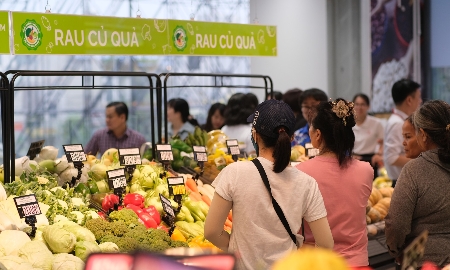 Đón mùa mua sắm cuối năm,hệ thống bán lẻ đã triển khai hàng loạt các biện pháp kích cầu tiêu dùng.