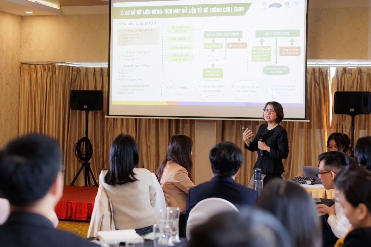 Bà Phạm Tuyết Mai, Quản lý dự án Tài chính công bằng, Tổ chức Oxfam tại Việt Nam