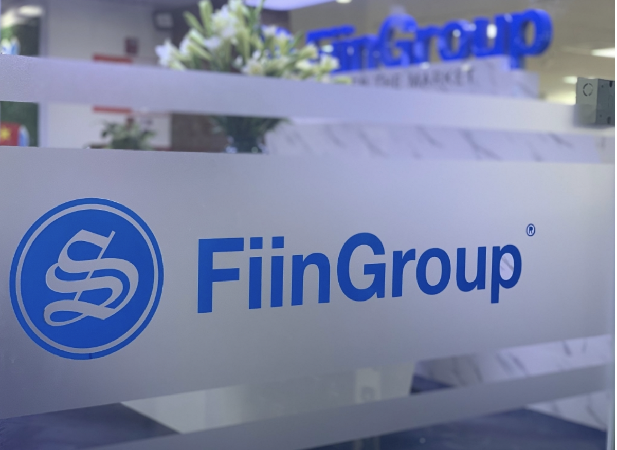 FiinRatings trước do FiinGroup nắm cổ phần 100%. 