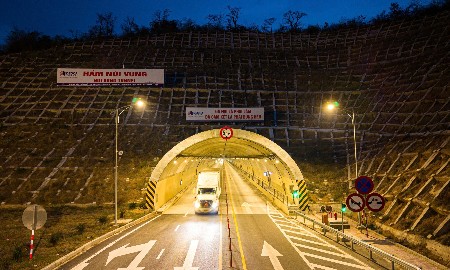 Phê duyệt Dự án đầu tư hoàn thiện hầm Núi Vung trên tuyến cao tốc Bắc – Nam phía Đông